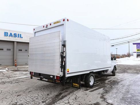 New 2026 Ford E-450 and Econoline 450 Super Duty w/ Power Equipment Group image 10