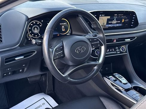 Used 2020 Hyundai Sonata Limited image 15
