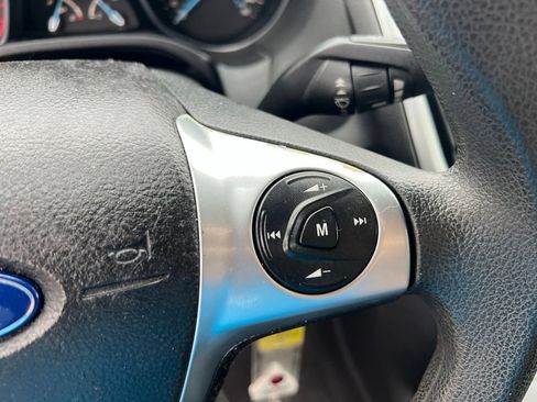 Used 2012 Ford Focus SE FWD image 32