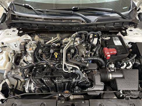 Used 2024 Nissan Altima 2.5 S FWD image 24