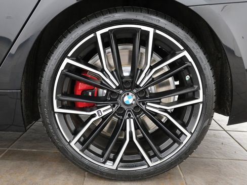 Used 2023 BMW M550i xDrive w/ Executive Package AWD/4WD image 36