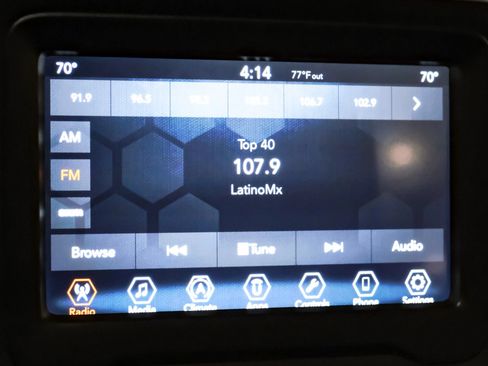 Used 2018 Jeep Renegade Limited w/ Advanced Technology Group AWD/4WD image 26