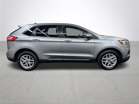 Used 2024 Ford Edge SEL image 8