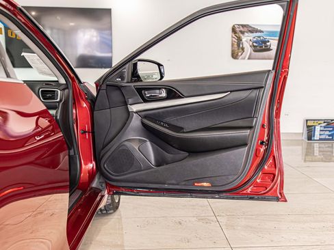 Used 2023 Nissan Maxima SL FWD image 42