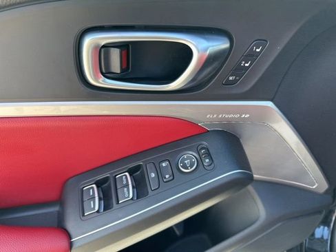 Used 2023 Acura Integra A-Spec image 6