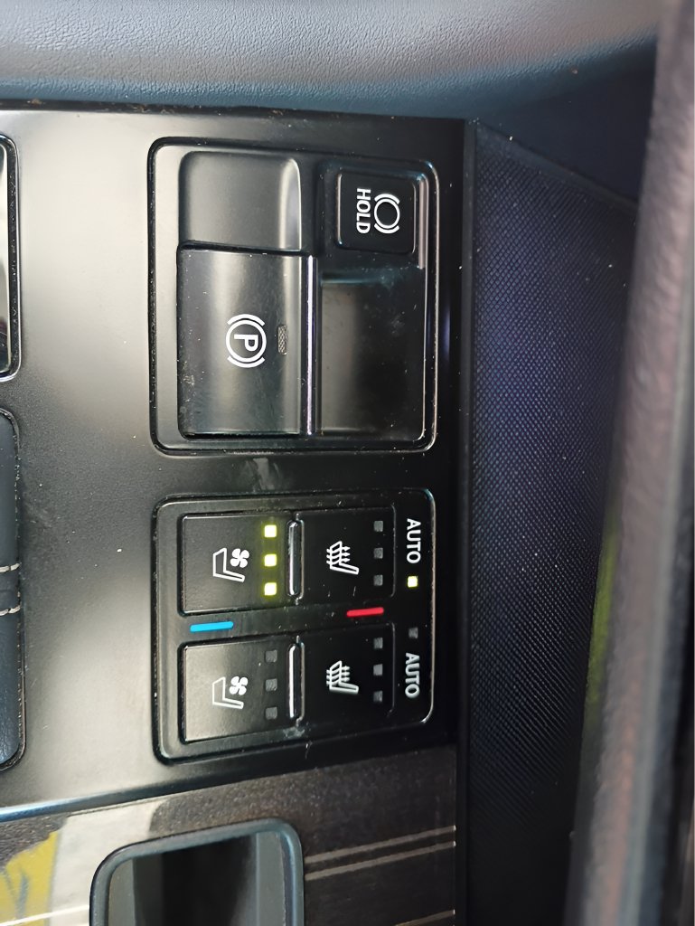 Used 2020 Lexus RX 350 AWD w/ Luxury Package image 16