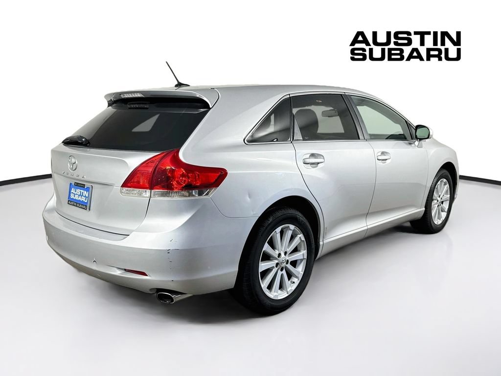 Used 2010 Toyota Venza FWD image 7