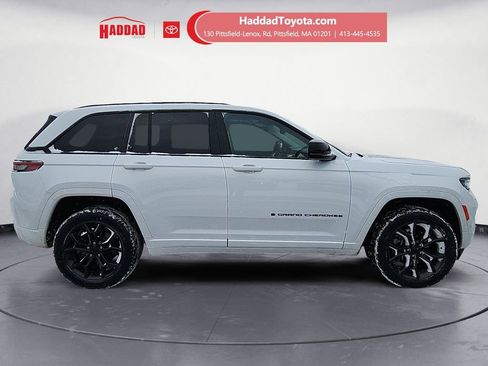 Used 2024 Jeep Grand Cherokee Limited 4xe image 6