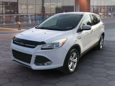 Used 2016 Ford Escape SE image 5