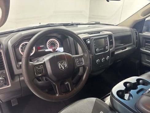 Used 2018 RAM 1500 Express w/ Express Value Package RWD image 13