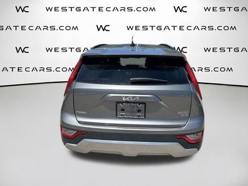 Used 2024 Kia Niro EX FWD image 5