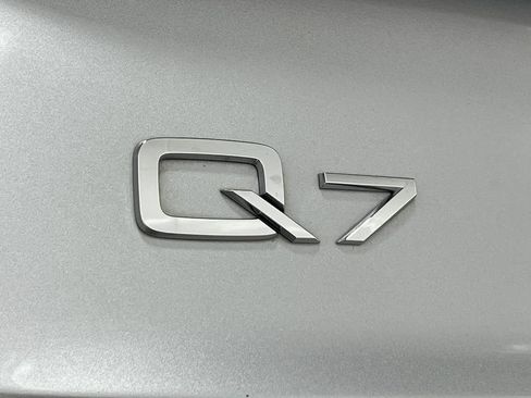 Used 2021 Audi Q7 3.0T Prestige w/ Prestige Package AWD/4WD image 45