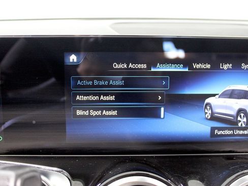 Used 2023 Mercedes-Benz GLB 250 image 19
