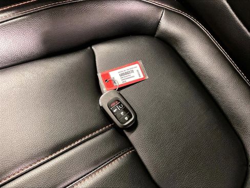 Used 2024 Honda Pilot TrailSport image 30