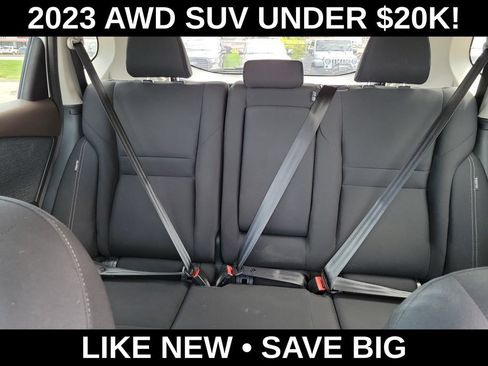 Used 2023 Nissan Rogue S AWD/4WD image 10