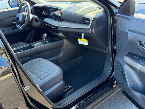New 2026 Nissan Kicks SV w/ SV Premium Package FWD image 26