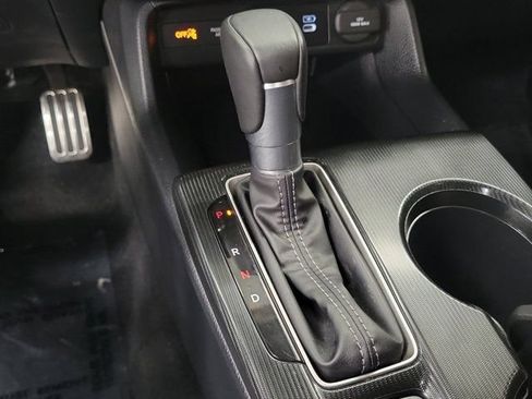 Used 2025 Honda Civic Sport image 31