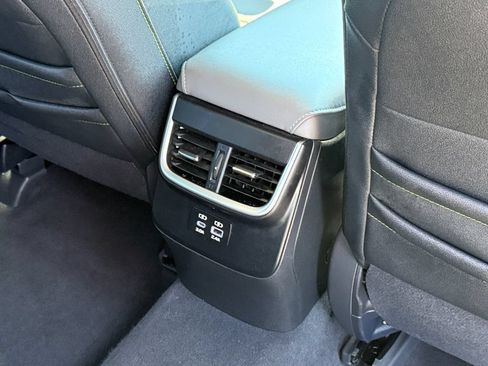 Used 2025 Subaru Outback Onyx Edition AWD/4WD image 21
