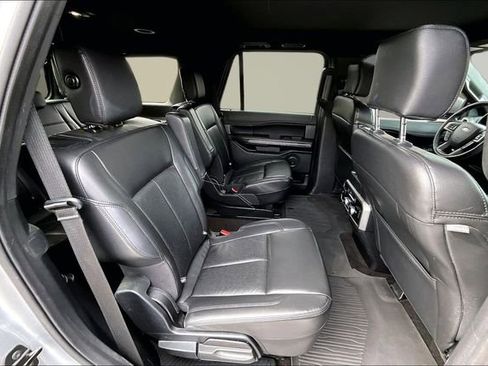 Used 2020 Ford Expedition XLT w/ Equipment Group 202A image 25
