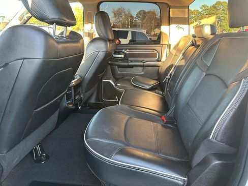 Used 2022 RAM 2500 Laramie AWD/4WD image 11