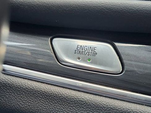 Used 2023 Buick Enclave Essence w/ Sport Touring Edition AWD/4WD image 21