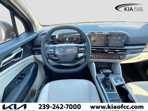 New 2026 Kia Sportage EX image 18