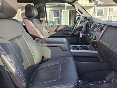 Used 2012 Ford F350 Lariat w/ Lariat Ultimate Pkg image 13