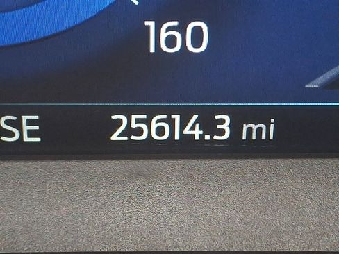 Used 2022 Ford Escape Titanium w/ Titanium Elite Package image 21