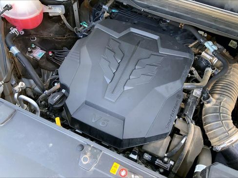 Certified 2024 Kia Carnival EX FWD image 35