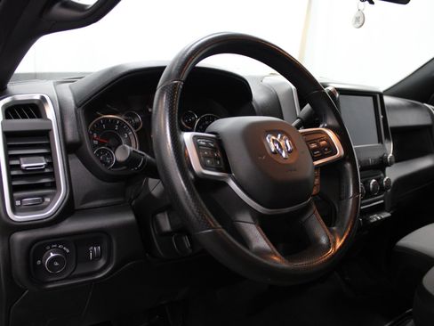 Used 2022 RAM 2500 Big Horn AWD/4WD image 13