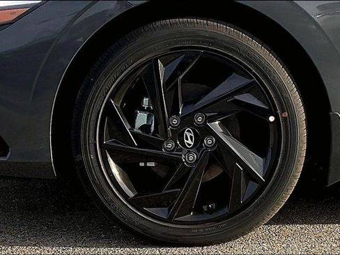 New 2026 Hyundai Elantra SEL Sport Premium FWD image 12