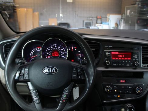 Used 2013 Kia Optima LX FWD image 22
