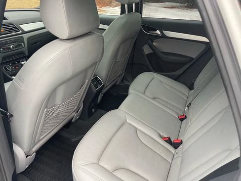 Used 2018 Audi Q3 2.0T Premium AWD/4WD image 12