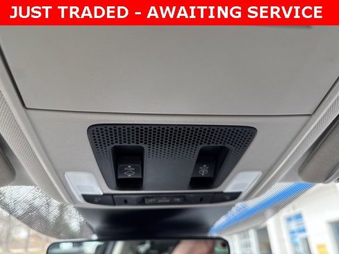 Used 2025 Honda Pilot Touring image 22