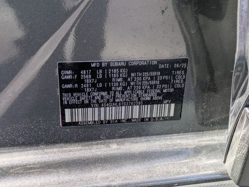 Used 2025 Subaru Crosstrek 2.5i Limited w/ Crosstrek Mirror Package image 33