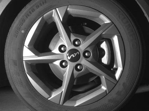 Used 2025 Kia K4 FWD image 13
