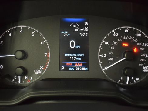 Used 2023 Toyota Corolla Cross L AWD/4WD image 17