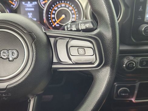 Used 2018 Jeep Wrangler Unlimited Sport image 18