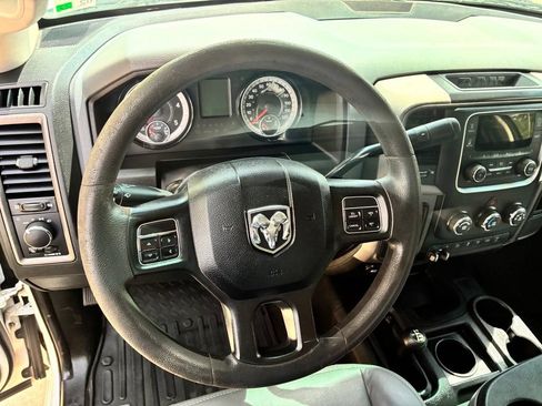 Used 2018 RAM 2500 Tradesman w/ Chrome Appearance Group AWD/4WD image 25