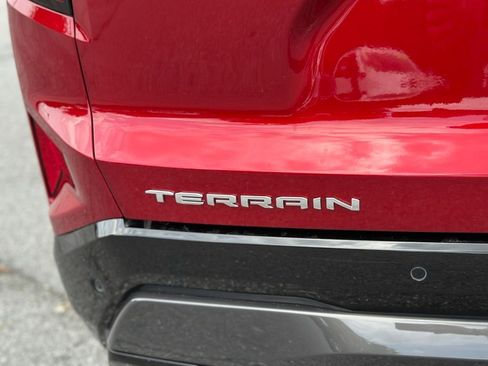 New 2026 GMC Terrain AT4 w/ Technology Package II AWD/4WD image 33