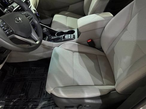 Used 2020 Hyundai Tucson Value AWD/4WD image 10