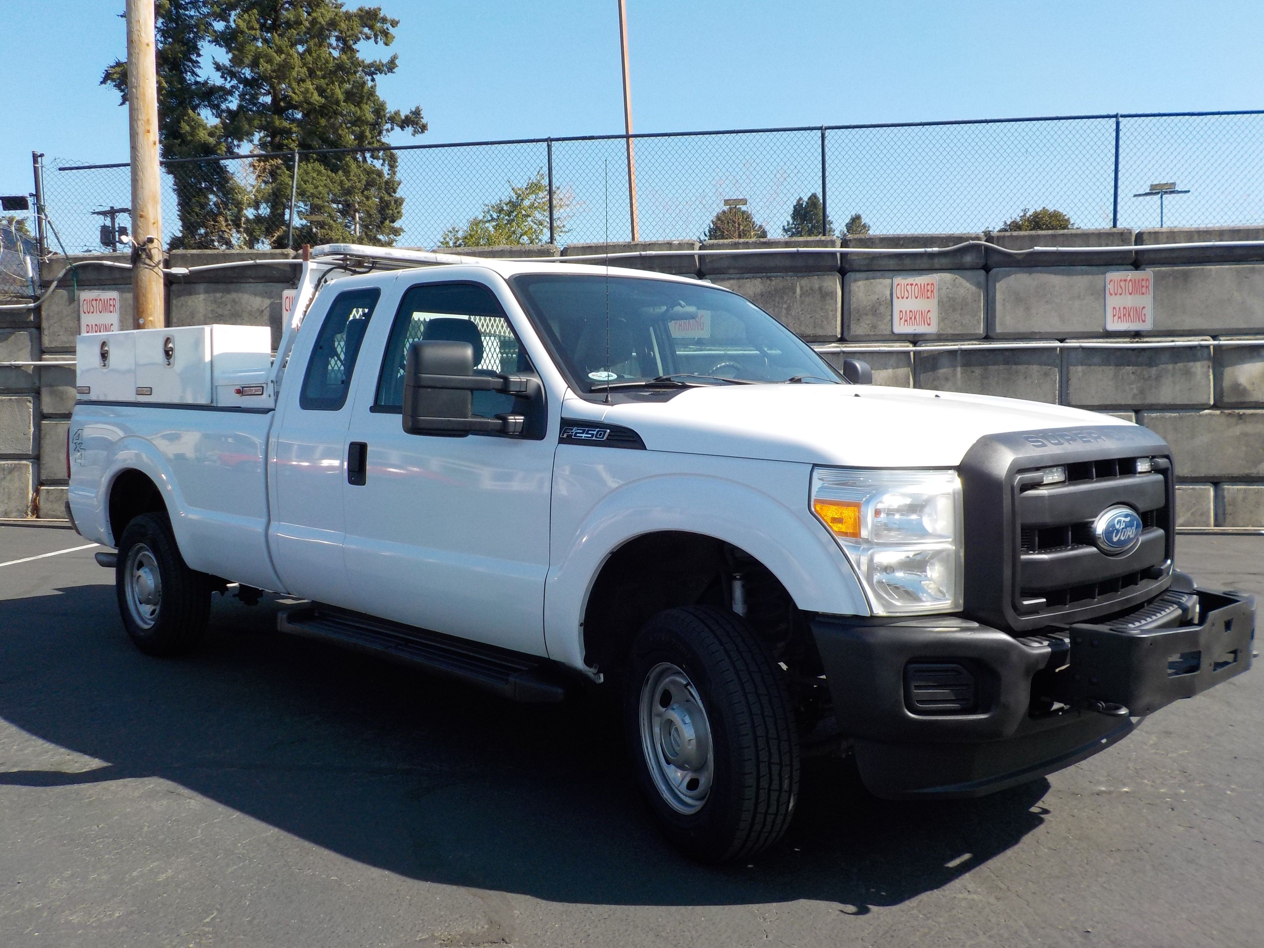 Used 2012 Ford F250 XL w/ Camper Pkg AWD/4WD image 1
