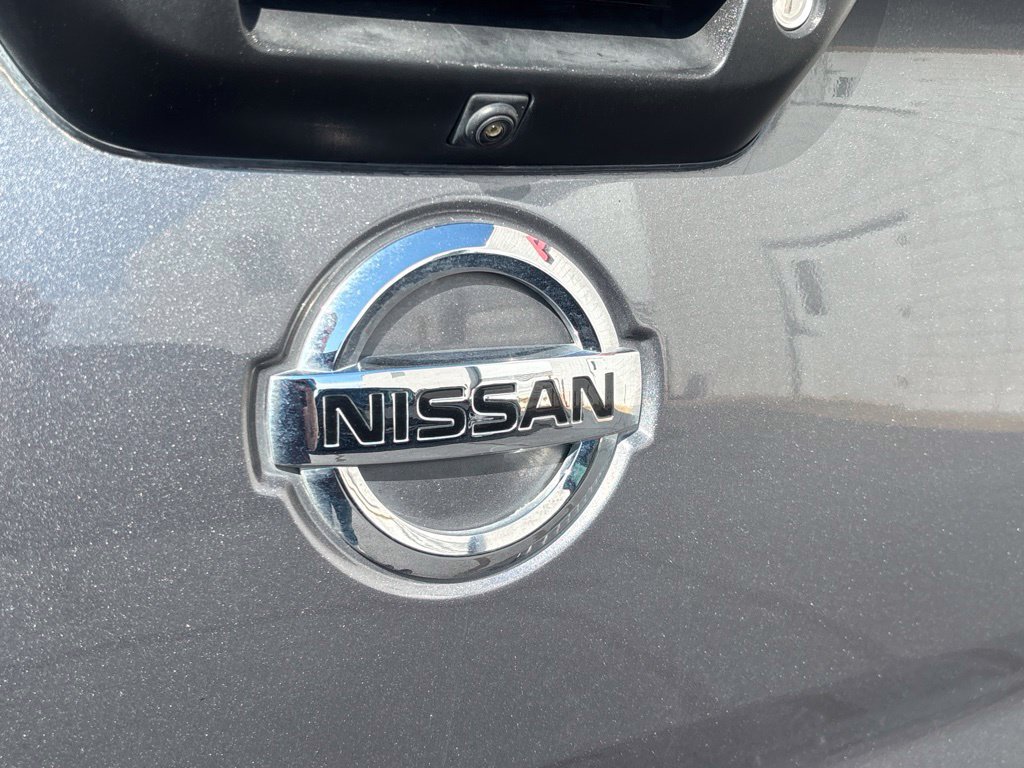 Used 2021 Nissan Titan SV w/ SV Convenience Package RWD image 31