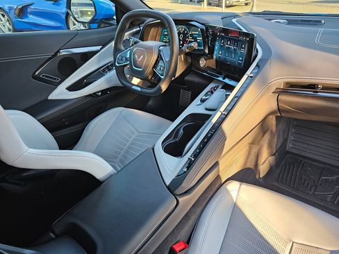 Used 2025 Chevrolet Corvette Z06 w/ Stealth Interior Trim Package RWD image 14