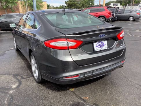 Used 2016 Ford Fusion SE FWD image 12