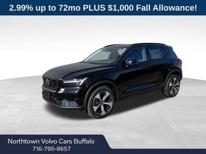 New 2026 Volvo XC40 B5 Plus w/ Protection Package Premier