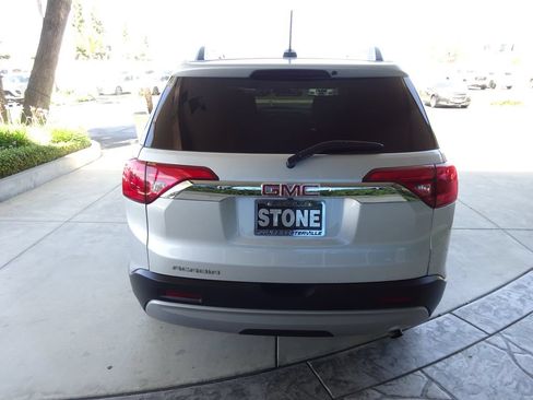 Used 2019 GMC Acadia SLE FWD image 6