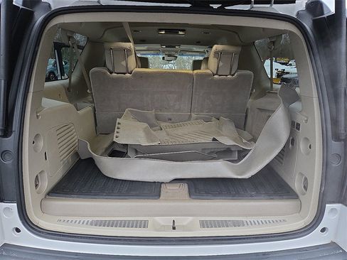 Used 2019 GMC Yukon XL Denali w/ Denali Ultimate Package image 27