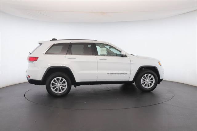 Certified 2022 Jeep Grand Cherokee Laredo E AWD/4WD image 28