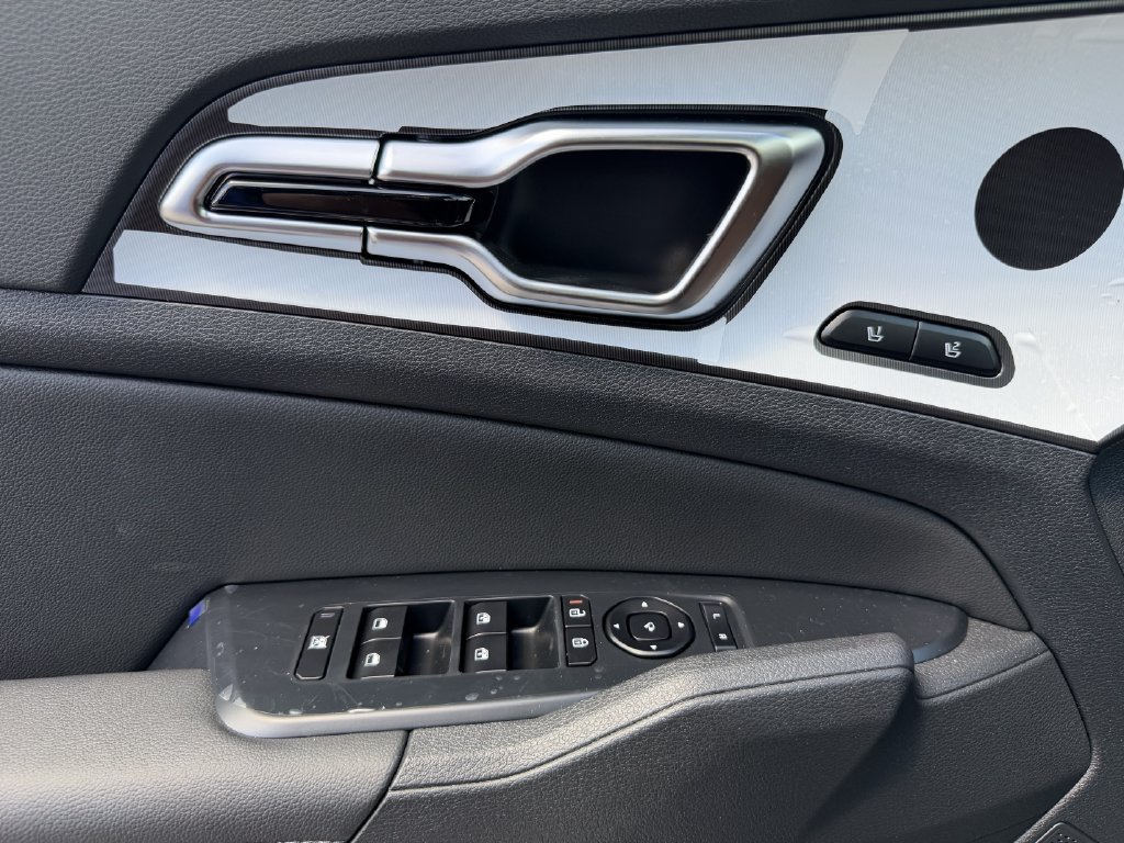 New 2026 Kia Sportage SX FWD image 36